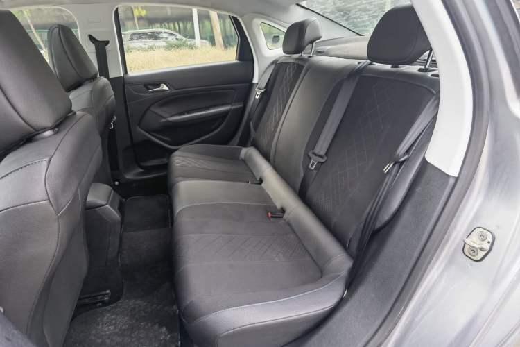 Used Peugeot 308 2016 1.6L Automatic Luxury Edition Interior 3