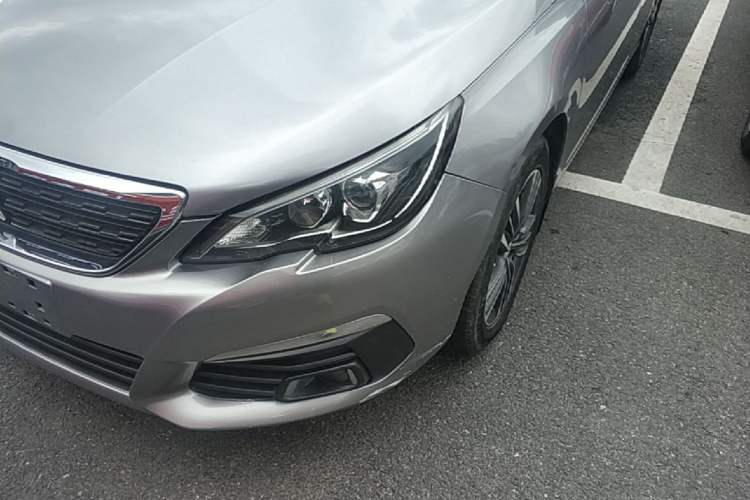 Used Peugeot 308 2016 1.6L Automatic Luxury Edition Left Front Headlight