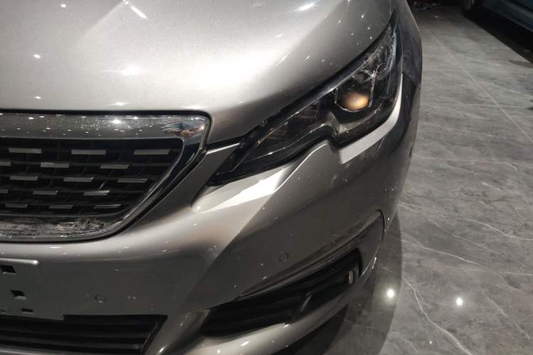 Used Peugeot 308 2016 350THP Automatic Prestige Edition Left Front Headlight