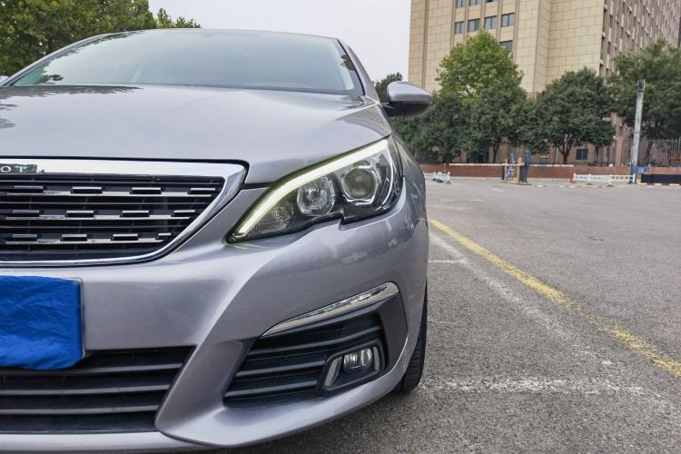 Used Peugeot 308 2016 1.6L Automatic Luxury Edition Left Front Headlight