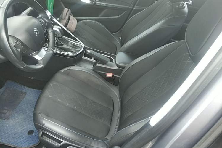 Used Peugeot 308 2016 1.6L Automatic Luxury Edition Left Front Seat