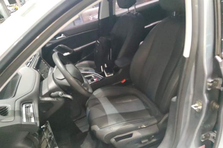 Used Peugeot 308 2016 350THP Automatic Prestige Edition Left Front Seat