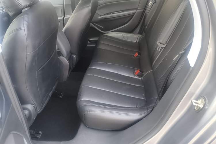 Used Peugeot 308 2016 1.6L Automatic Luxury Edition Left Rear Seat