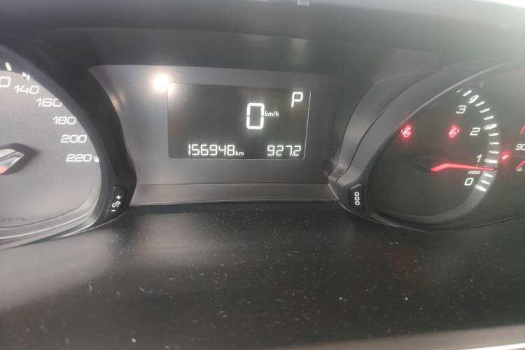 Used Peugeot 308 2016 1.6L Automatic Fashion Edition Odometer Close Up
