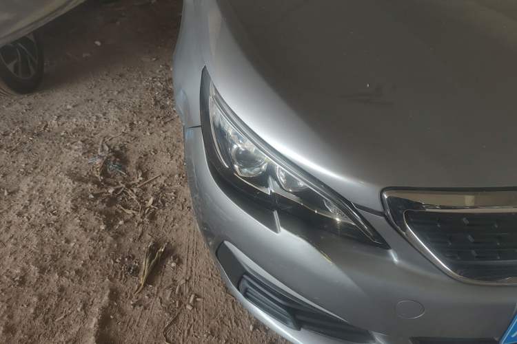 Used Peugeot 308 2016 1.6L Manual Fashion Edition Right Front Headlight