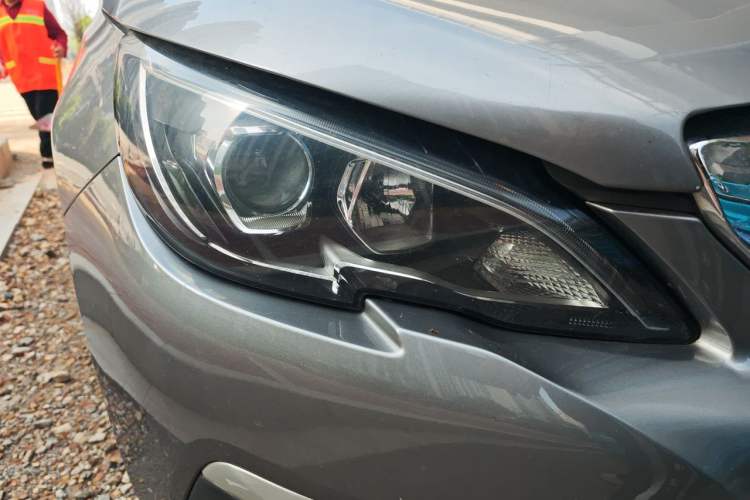 Used Peugeot 308 2016 1.6L Manual Fashion Edition Right Front Headlight