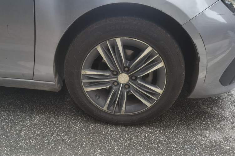 Used Peugeot 308 2016 1.6L Manual Fashion Edition Right Front Wheel Hub