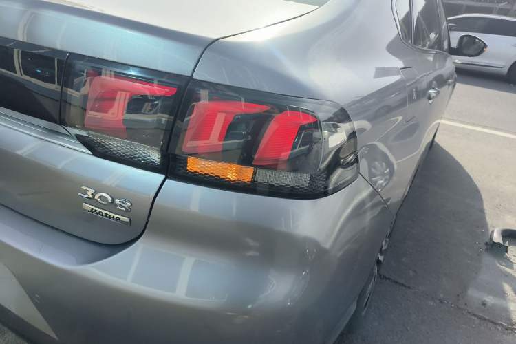 Used Peugeot 308 2016 350THP Automatic Prestige Edition Right Rear Taillight