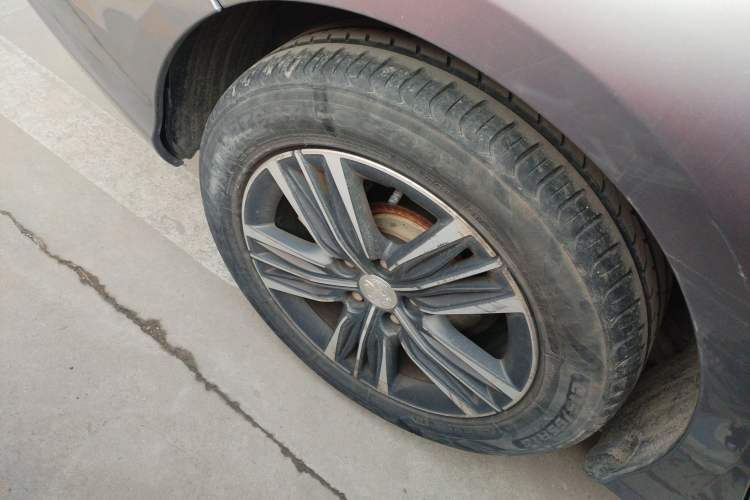 Used Peugeot 308 2016 1.6L Automatic Fashion Edition Right Rear Wheel Hub