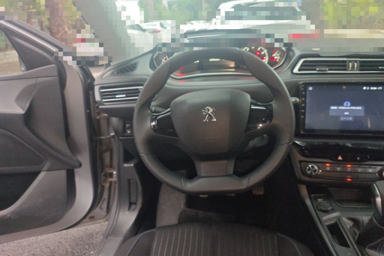 Used Peugeot 308 2016 1.6L Manual Fashion Edition Steering Wheel