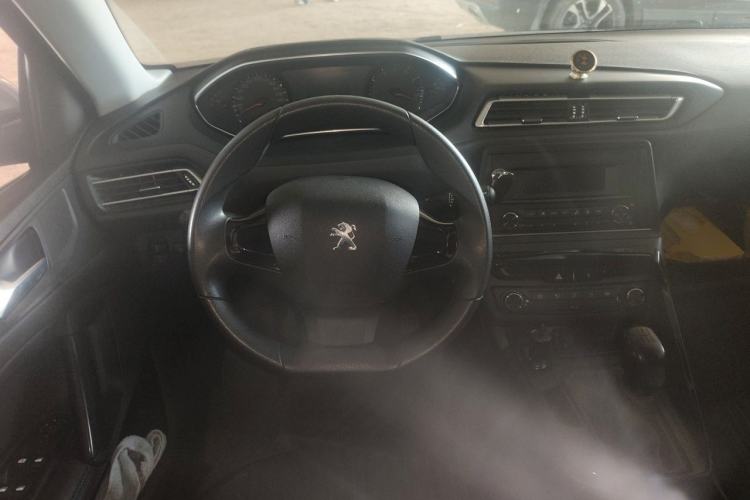 Used Peugeot 308 2016 1.6L Manual Fashion Edition Steering Wheel