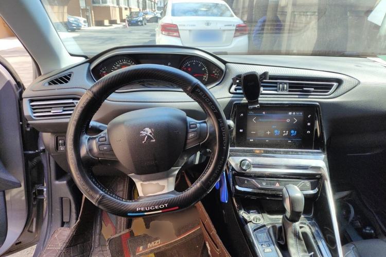 Used Peugeot 308 2016 1.6L Automatic Luxury Edition Steering Wheel