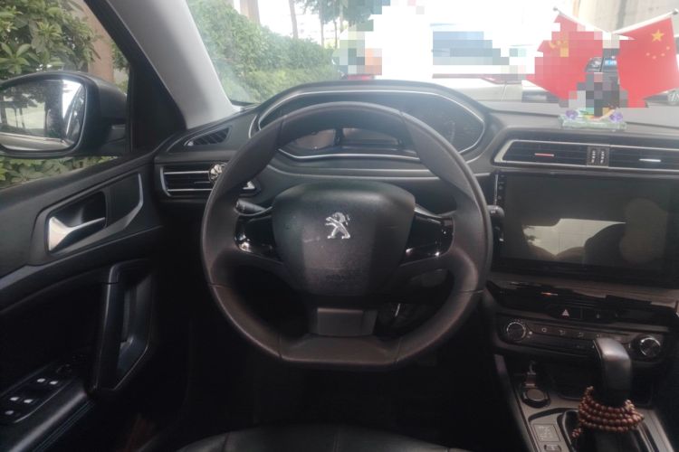 Used Peugeot 308 2016 1.6L Automatic Fashion Edition Steering Wheel