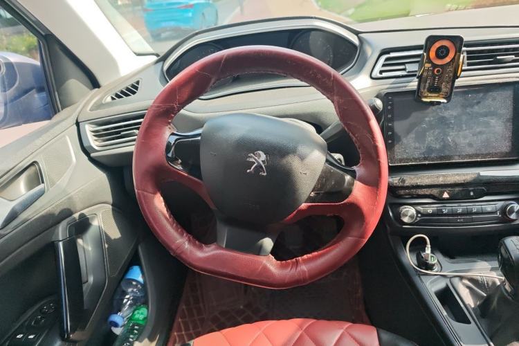Used Peugeot 308 2016 1.6L Manual Fashion Edition Steering Wheel