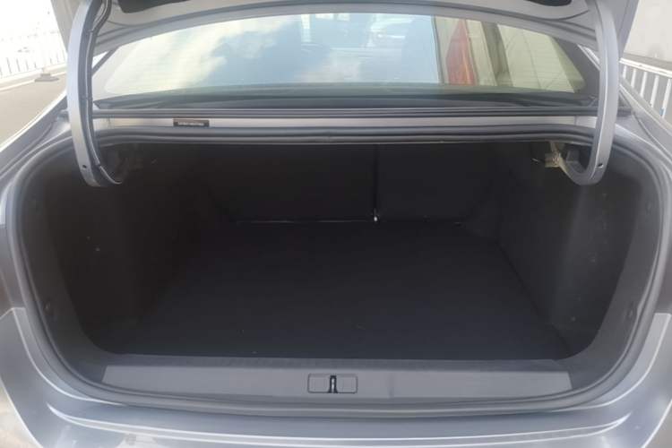 Used Peugeot 308 2016 1.6L Automatic Luxury Edition Trunk