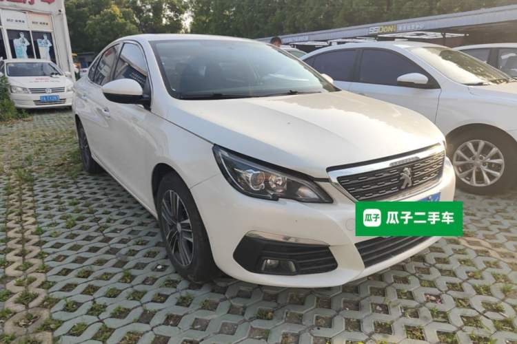 Used Peugeot 308 2016 1.6L Automatic Luxury Edition Front Right 45 Deg
