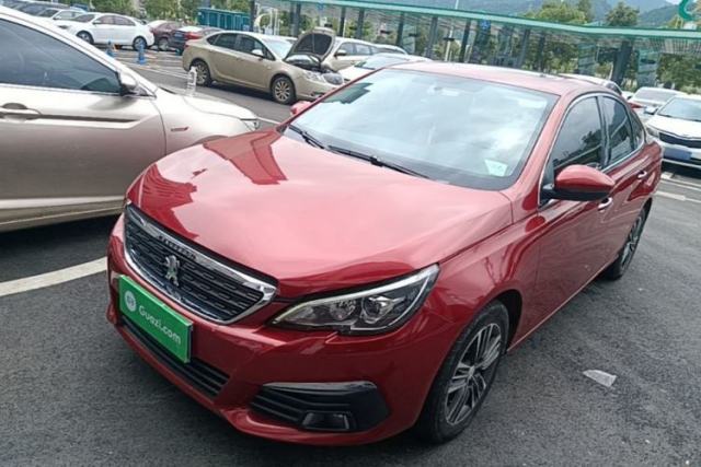 Ojetý Peugeot 308 2016 1.6L Automatic Luxury Edition