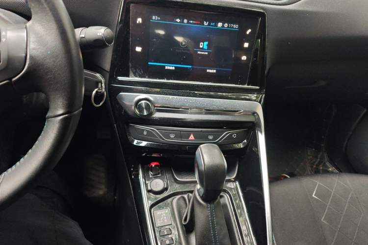Used Peugeot 308 2016 230THP Automatic Luxury Edition Audio And AC Panel