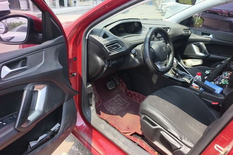 Used Peugeot 308 2016 1.6L Automatic Luxury Edition Driver Seat