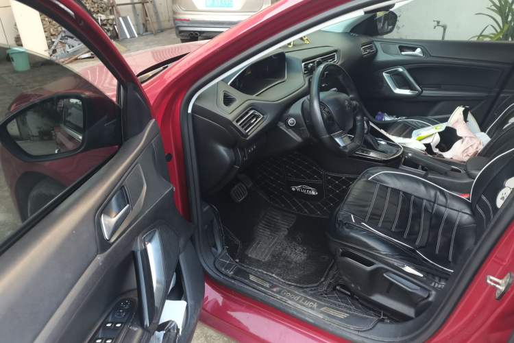 Used Peugeot 308 2016 1.6L Automatic Luxury Edition Driver Seat