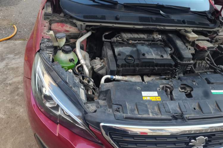 Used Peugeot 308 2016 1.6L Automatic Luxury Edition Engine Bay Right