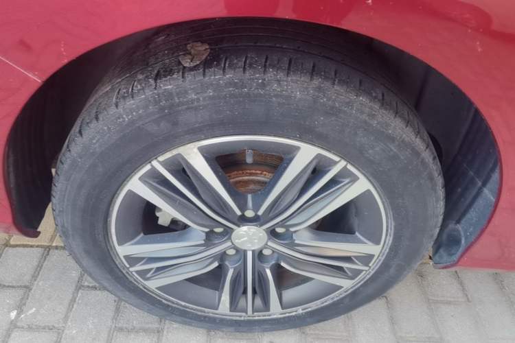 Used Peugeot 308 2016 1.6L Automatic Fashion Edition Exterior 5