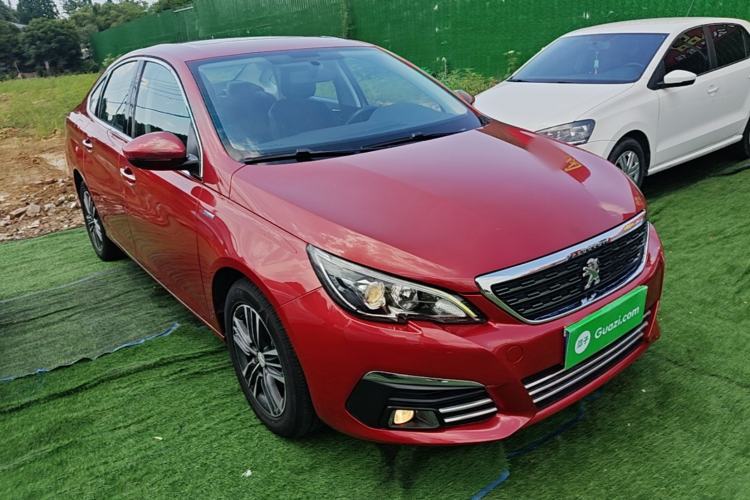 Used Peugeot 308 2016 230THP Automatic Luxury Edition Front Right 45 Deg