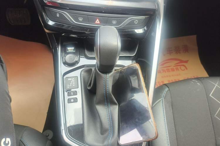 Used Peugeot 308 2016 1.6L Automatic Luxury Edition Gear Lever