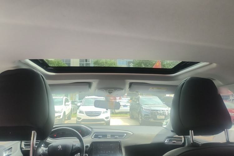 Used Peugeot 308 2016 1.6L Automatic Luxury Edition Headliner