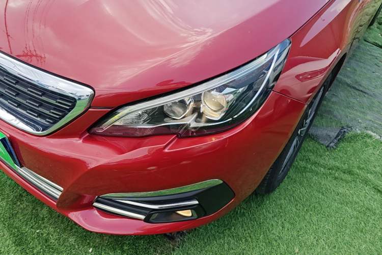 Used Peugeot 308 2016 230THP Automatic Luxury Edition Left Front Headlight