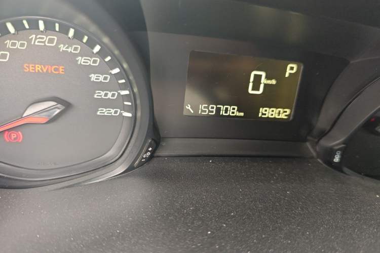 Used Peugeot 308 2016 230THP Automatic Luxury Edition Odometer Close Up