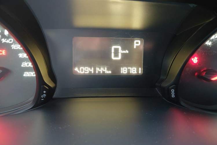 Used Peugeot 308 2016 230THP Automatic Luxury Edition Odometer Close Up