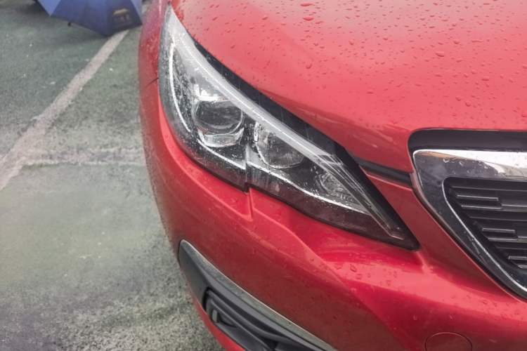 Used Peugeot 308 2016 230THP Automatic Luxury Edition Right Front Headlight