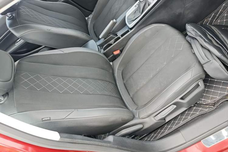 Used Peugeot 308 2016 230THP Automatic Luxury Edition Right Front Seat