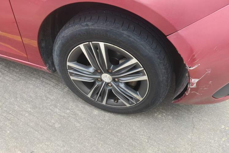 Used Peugeot 308 2016 1.6L Automatic Fashion Edition Right Front Wheel Hub