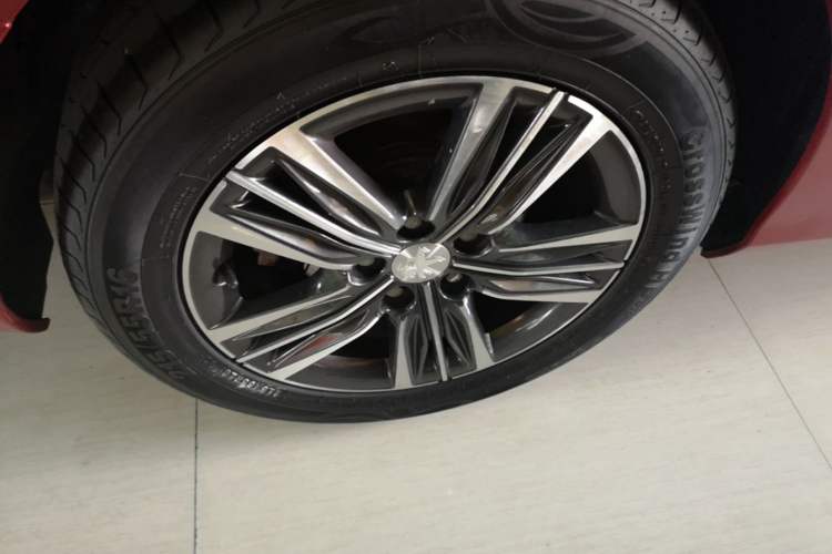 Used Peugeot 308 2016 1.6L Automatic Fashion Edition Right Rear Wheel Hub
