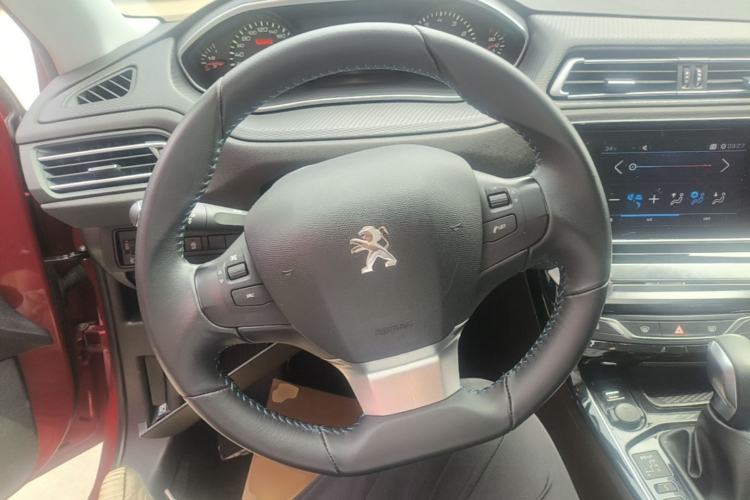 Used Peugeot 308 2016 1.6L Automatic Luxury Edition Steering Wheel