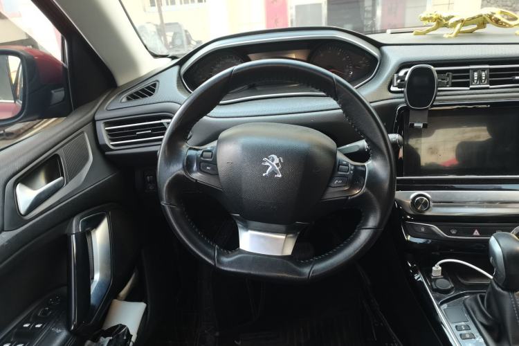 Used Peugeot 308 2016 1.6L Automatic Luxury Edition Steering Wheel