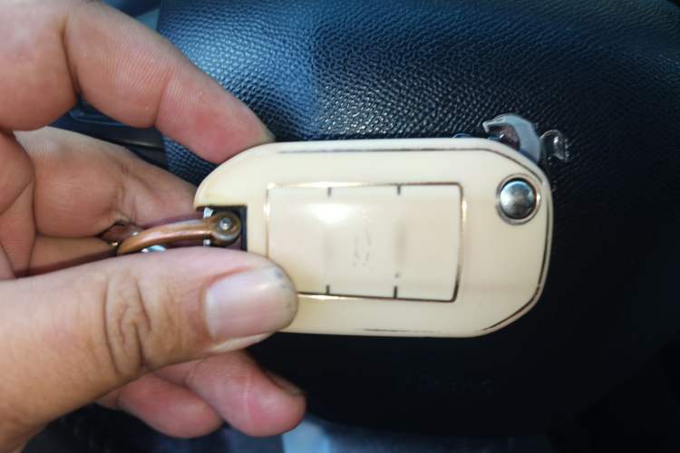 Used Peugeot 308 2016 1.6L Automatic Luxury Edition Vehicle Key
