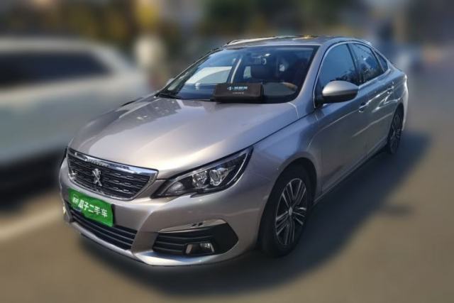 Peugeot 308 2016 1.6L Automatic Luxury Edition مستعملة
