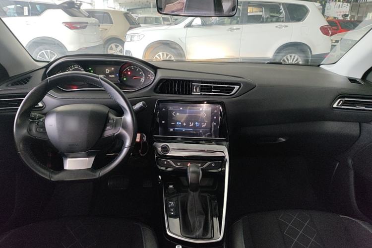Used Peugeot 308 2016 1.6L Automatic Luxury Edition Center Console
