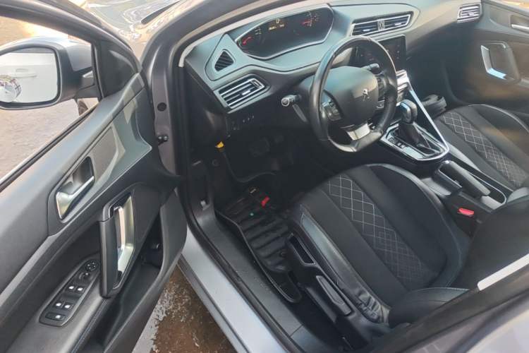 Used Peugeot 308 2016 1.6L Automatic Luxury Edition Driver Seat