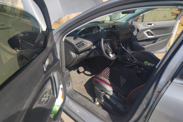 Used Peugeot 308 2016 230THP Automatic Luxury Edition Driver Seat