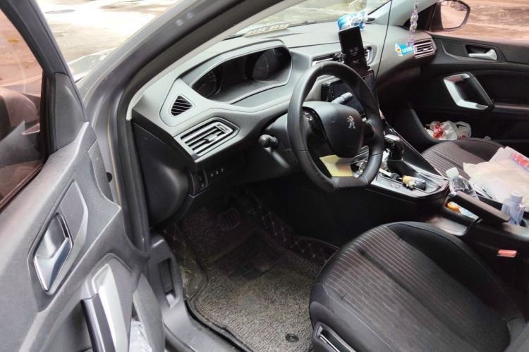Used Peugeot 308 2016 1.6L Automatic Fashion Edition Driver Seat