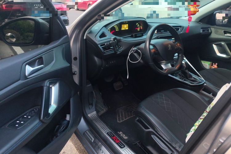 Used Peugeot 308 2016 1.6L Automatic Luxury Edition Driver Seat