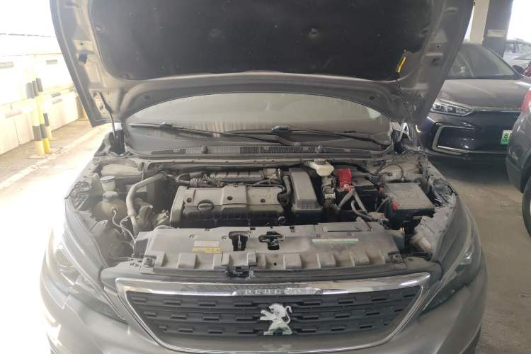 Used Peugeot 308 2016 1.6L Automatic Fashion Edition Engine Bay