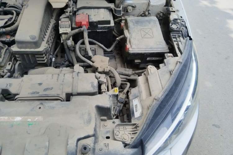Used Peugeot 308 2016 1.6L Automatic Luxury Edition Engine Bay Left