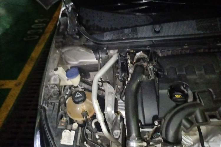 Used Peugeot 308 2016 350THP Automatic Prestige Edition Engine Bay Right