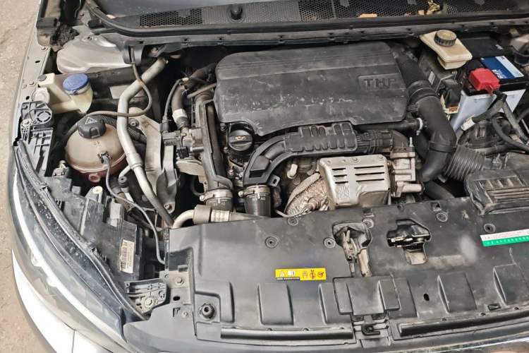 Used Peugeot 308 2016 230THP Automatic Luxury Edition Engine Bay Right