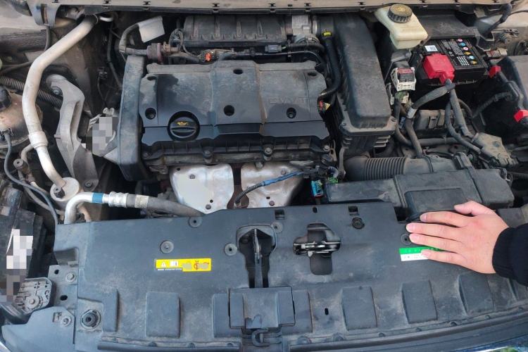 Used Peugeot 308 2016 1.6L Automatic Luxury Edition Engine Bay